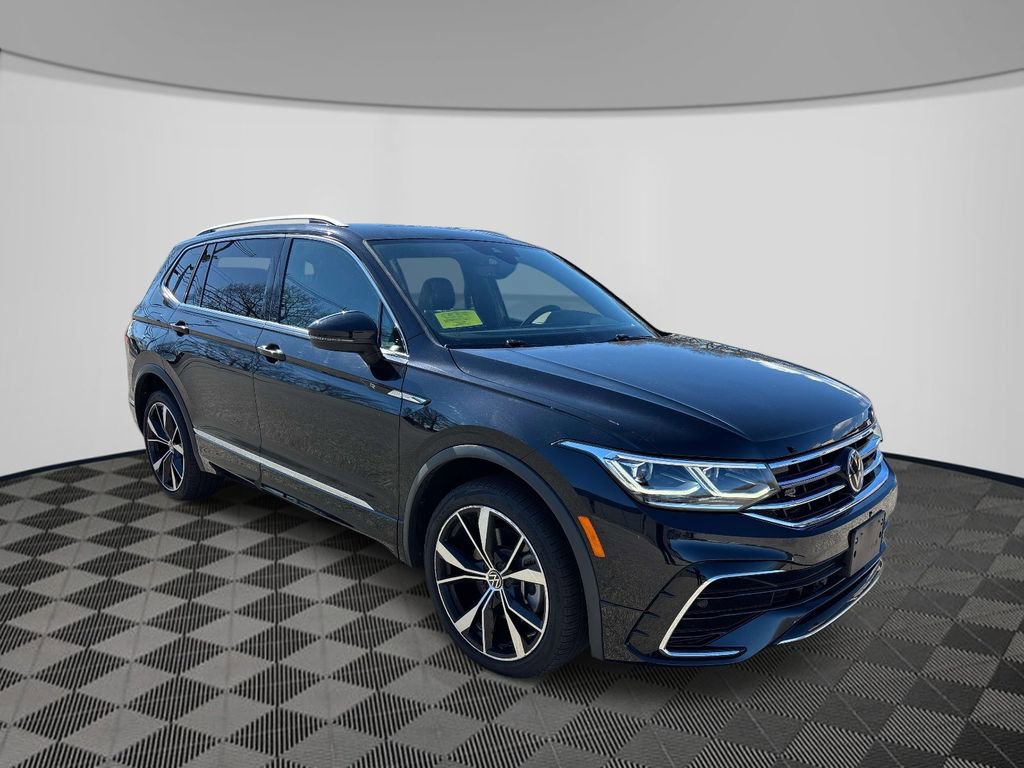 Used 2023 Volkswagen Tiguan SEL R-Line AWD/4WD image 6