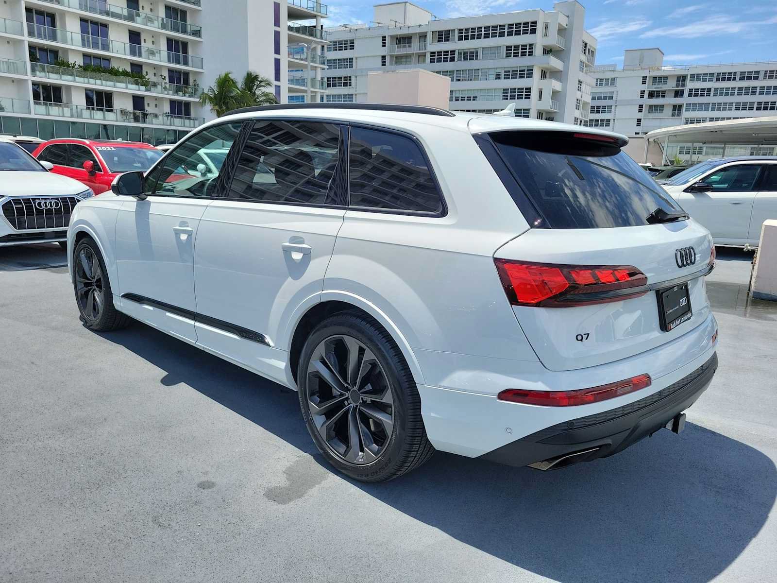 Certified 2026 Audi Q7 3.0T Prestige AWD/4WD image 4