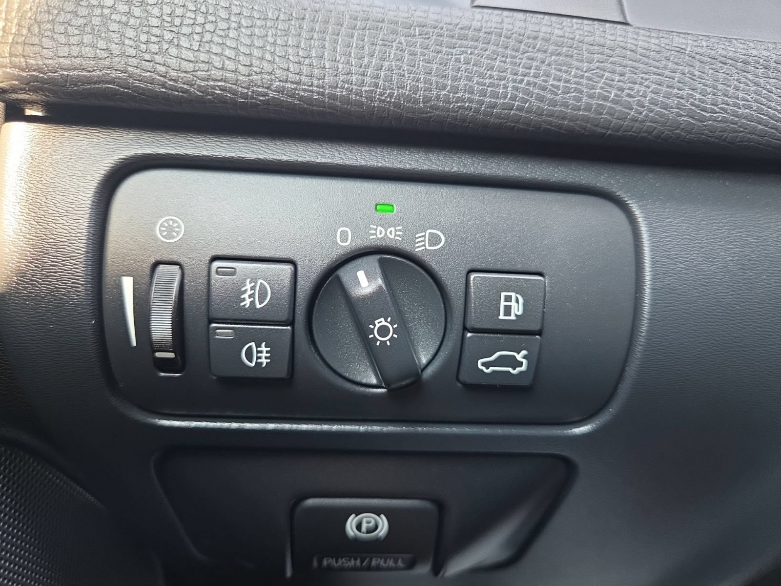 Used 2010 Volvo XC60 T6 AWD/4WD image 26