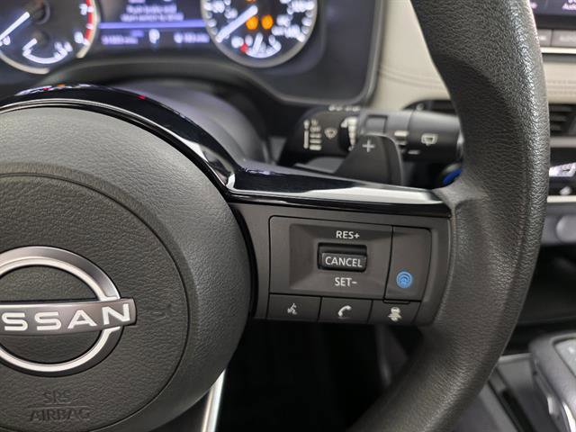 Used 2023 Nissan Rogue SV AWD/4WD image 31