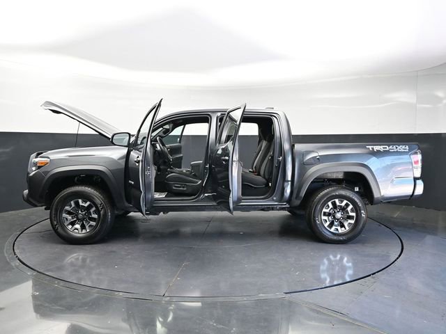 Used 2023 Toyota Tacoma TRD Off-Road w/ Technology Package AWD/4WD image 37