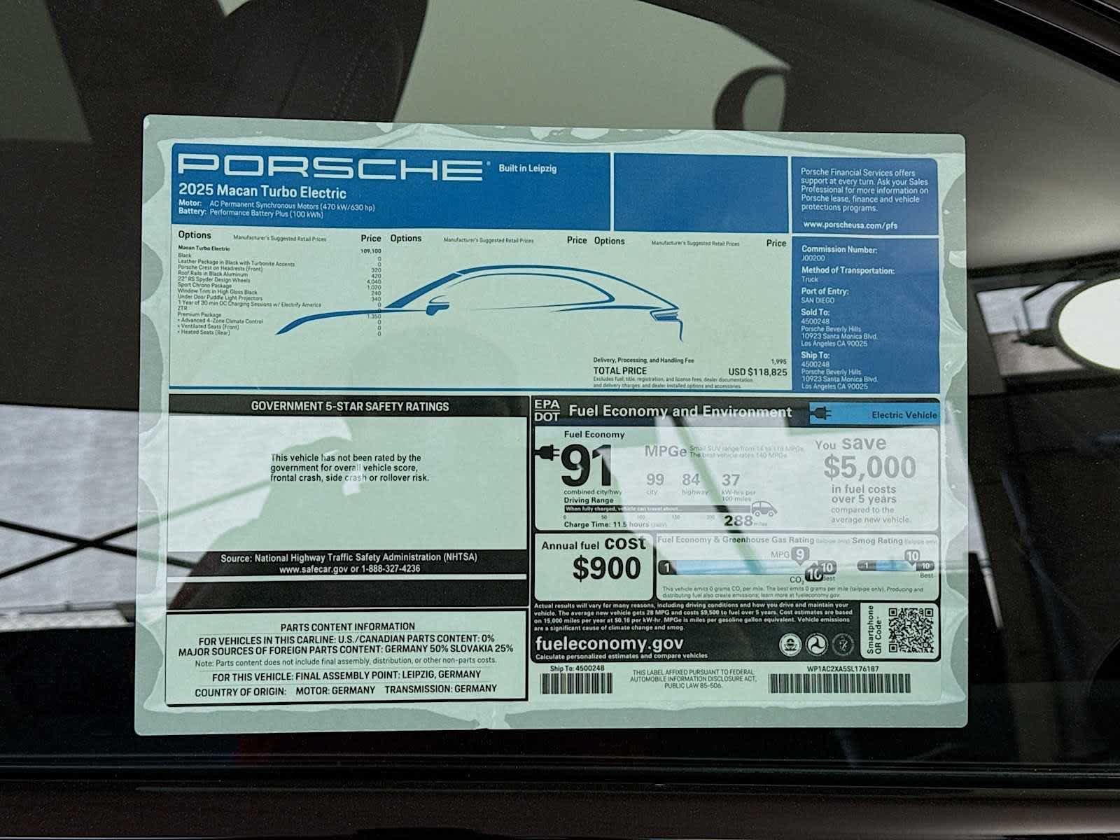 New 2025 Porsche Macan Turbo Electric AWD/4WD image 54