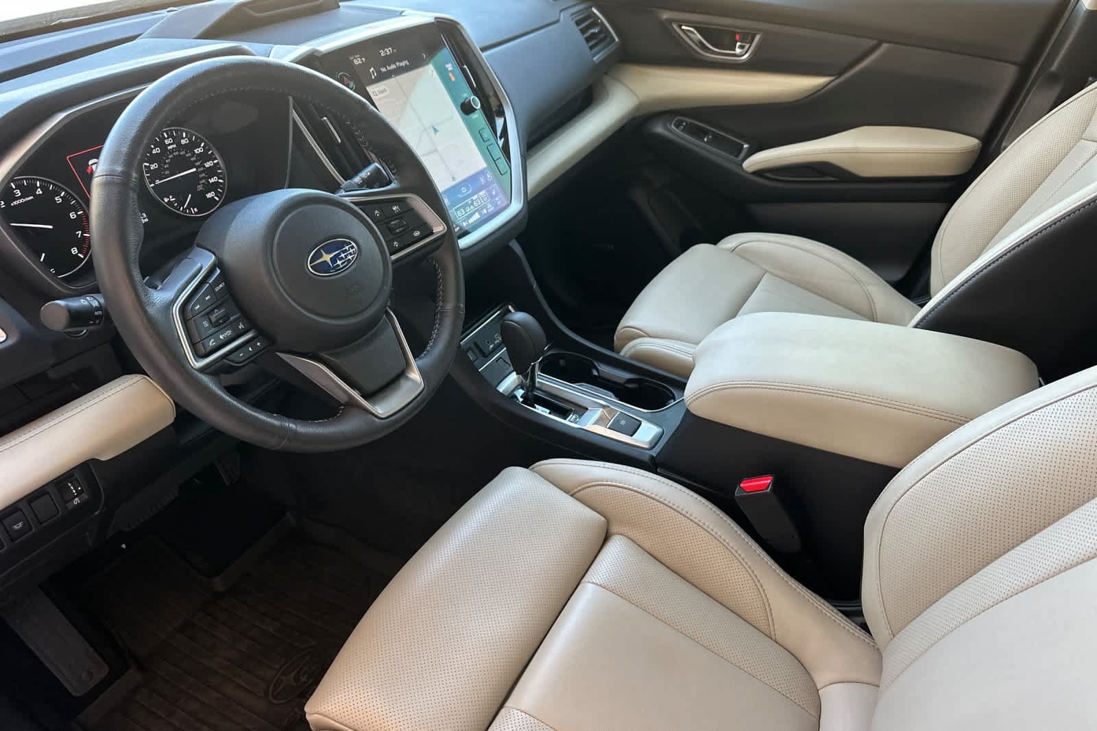 Used 2025 Subaru Ascent Limited AWD/4WD image 9