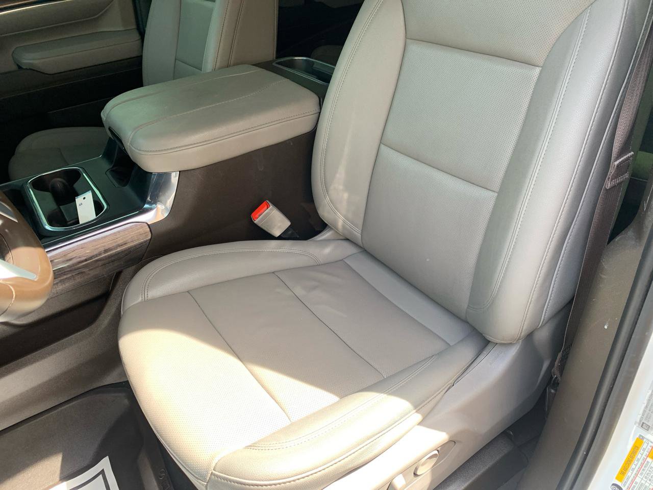 Used 2025 Chevrolet Silverado 2500 LTZ w/ LTZ Convenience Package image 24