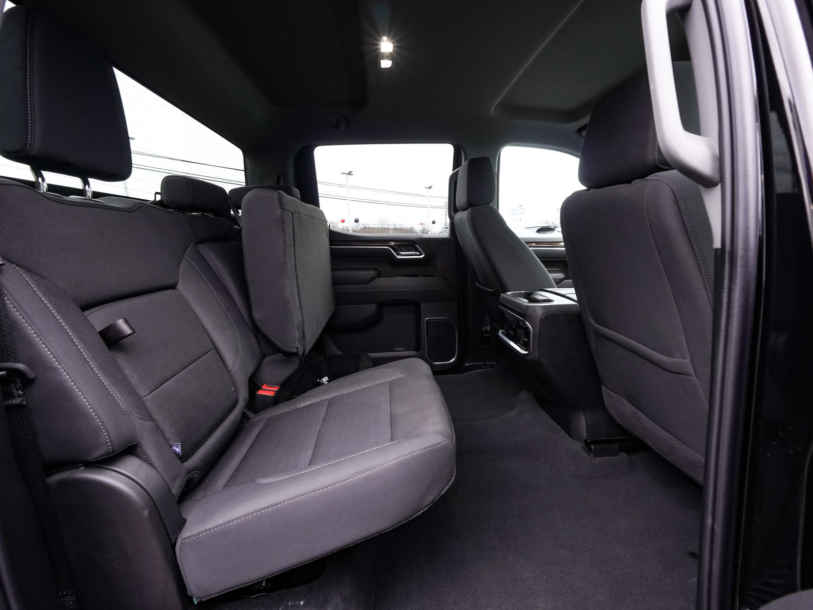 Used 2025 GMC Sierra 1500 Elevation image 37