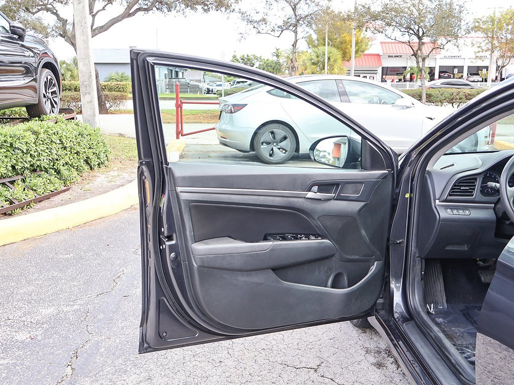 Used 2020 Hyundai Elantra SEL w/ Cargo Package (C1) image 20