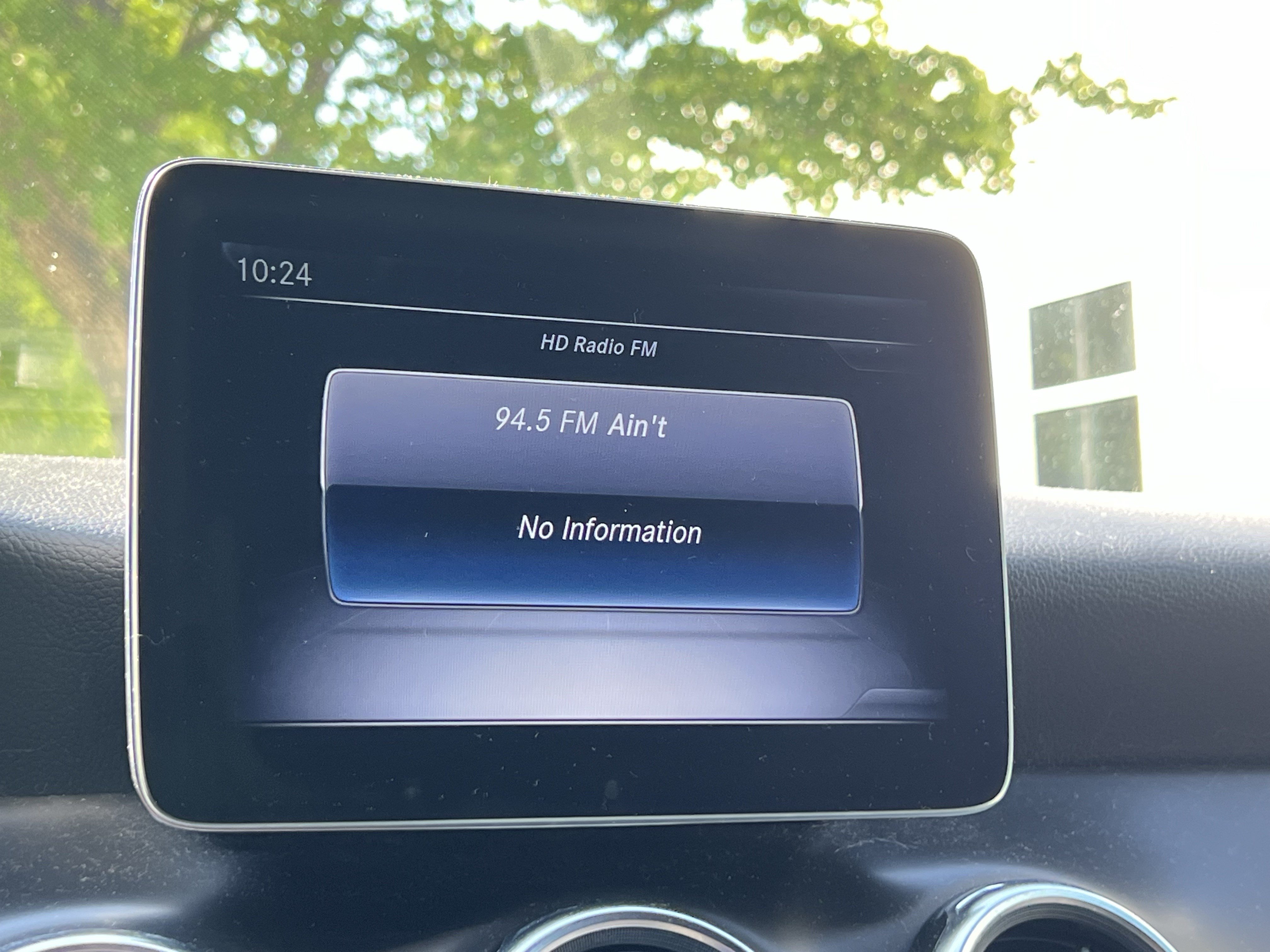 Used 2019 Mercedes-Benz GLA 250 4MATIC image 23