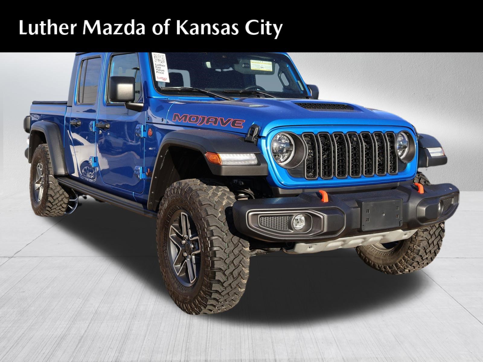 Used 2024 Jeep Gladiator Mojave w/ Technology Group image 1