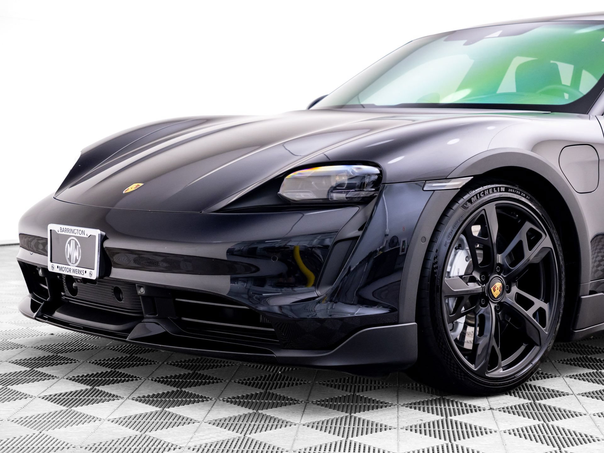 Certified 2023 Porsche Taycan Turbo AWD/4WD image 38