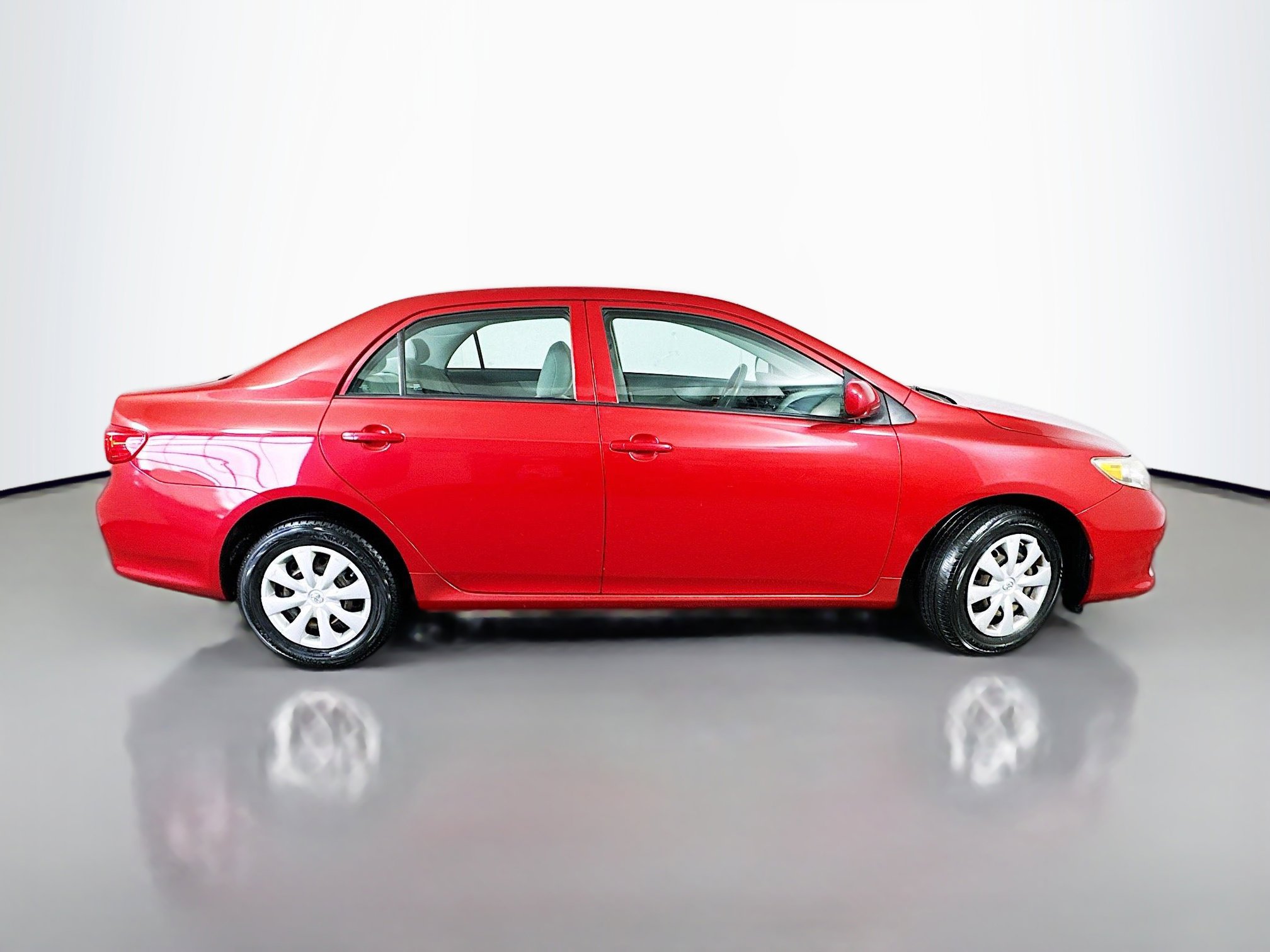 Used 2010 Toyota Corolla LE image 8