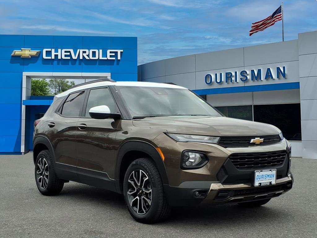 Used 2021 Chevrolet TrailBlazer ACTIV w/ Sun and Liftgate Package