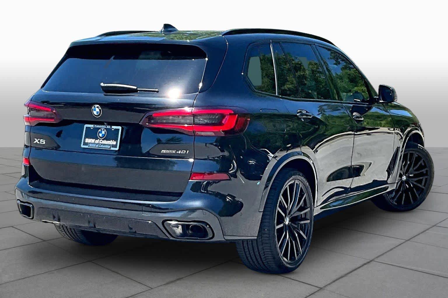 Used 2022 BMW X5 sDrive40i w/ M Sport Package RWD image 12