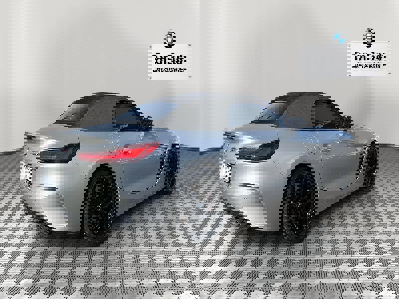 Certified 2021 BMW Z4 M40i w/ Executive Package image 3