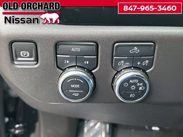 Used 2024 GMC Sierra 1500 Elevation AWD/4WD image 13