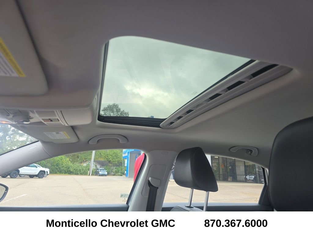 Used 2020 Volkswagen Passat 2.0T R-Line image 41