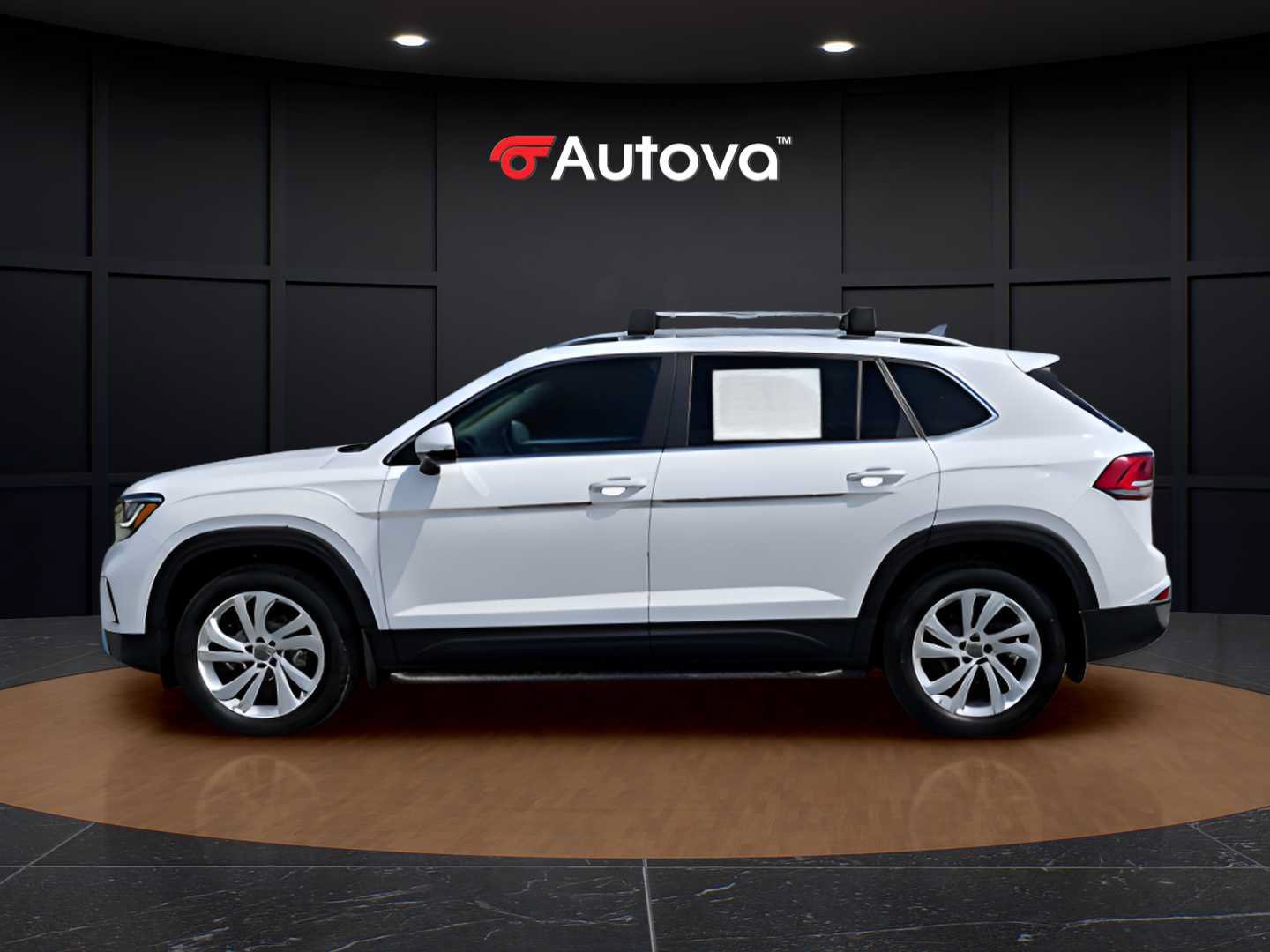Used 2021 Volkswagen Atlas Cross Sport SEL AWD/4WD image 7