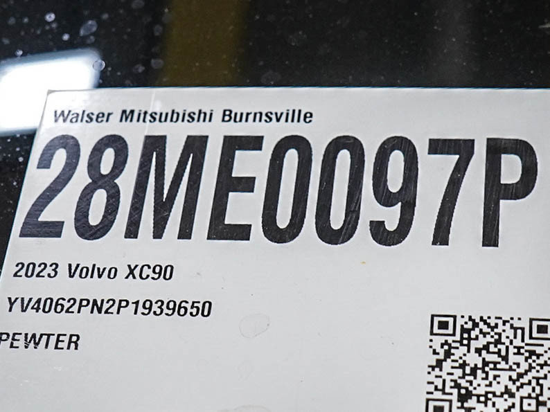 Used 2023 Volvo XC90 B6 Plus AWD/4WD image 34