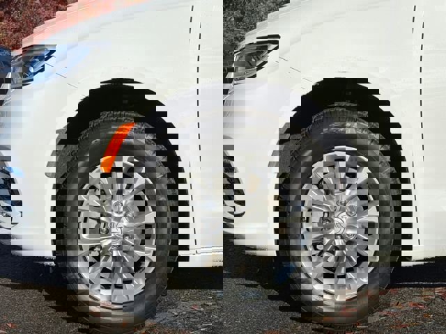 New 2026 Chrysler Pacifica Select image 7