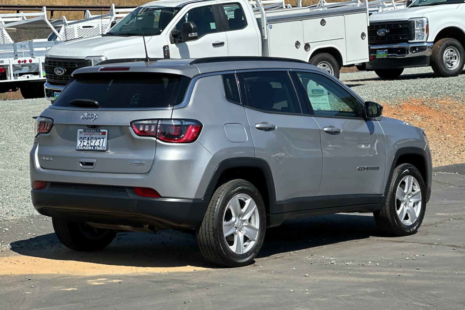 Used 2022 Jeep Compass Latitude AWD/4WD image 4