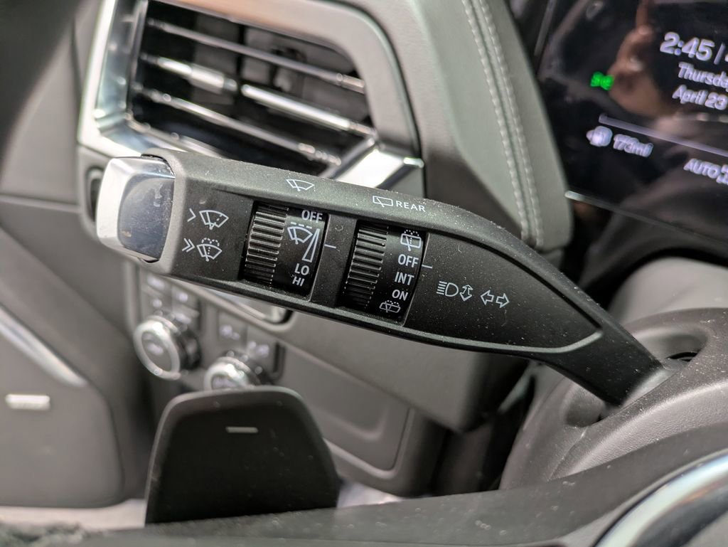 Used 2026 GMC Yukon XL Denali w/ Sun & Power Step Package AWD/4WD image 17