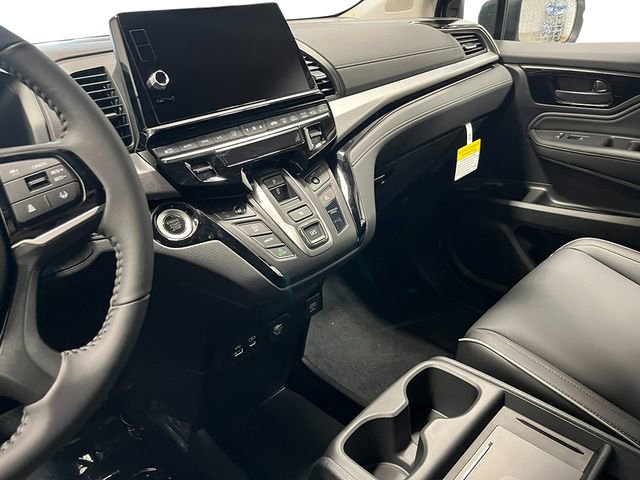 New 2026 Honda Odyssey Touring image 17