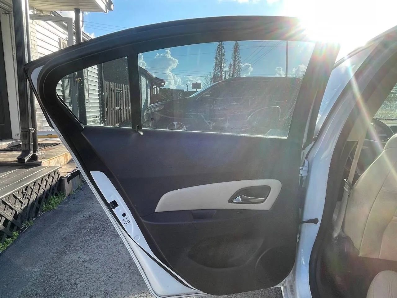 Used 2016 Chevrolet Cruze LTZ image 19