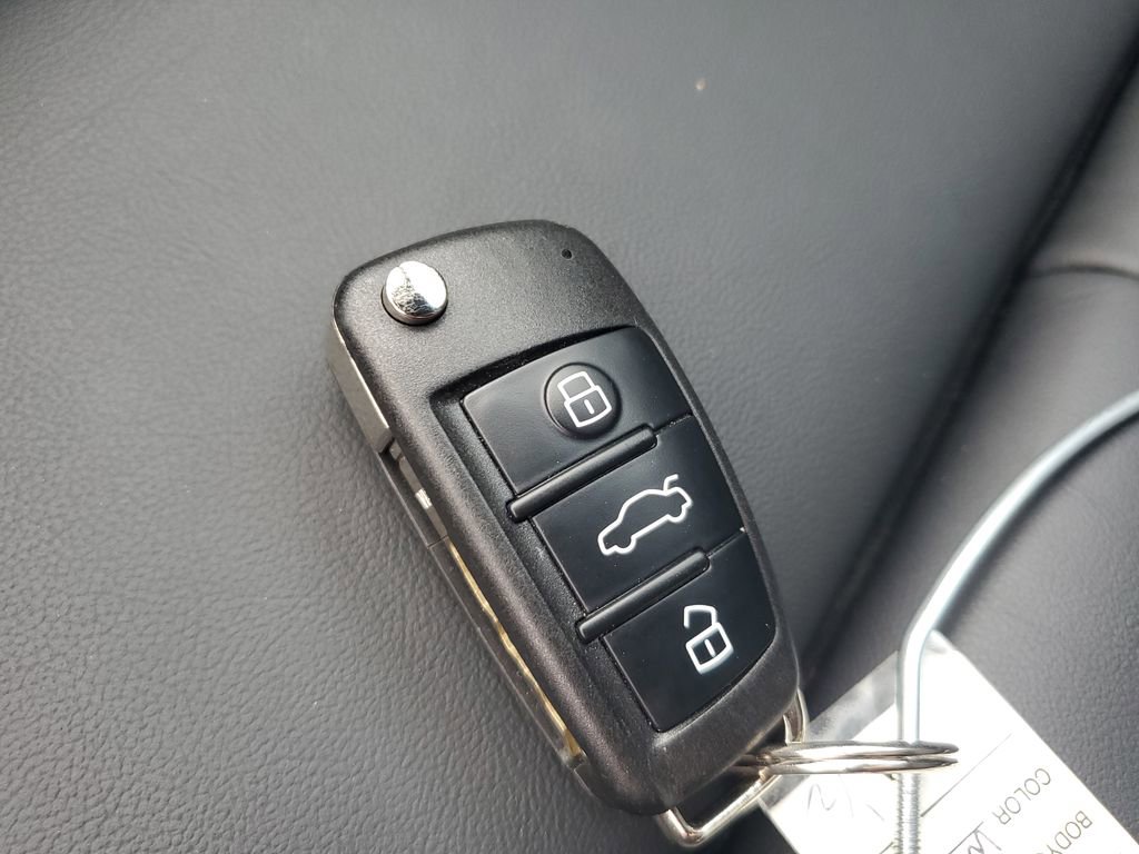 Used 2020 Audi Q3 2.0T Premium Plus w/ Premium Plus Package AWD/4WD image 36