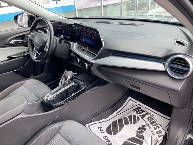 Certified 2025 Chevrolet Trax LT w/ LT Convenience Package image 26