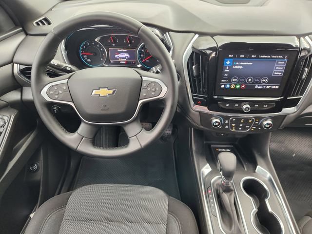 Used 2023 Chevrolet Traverse LT image 25