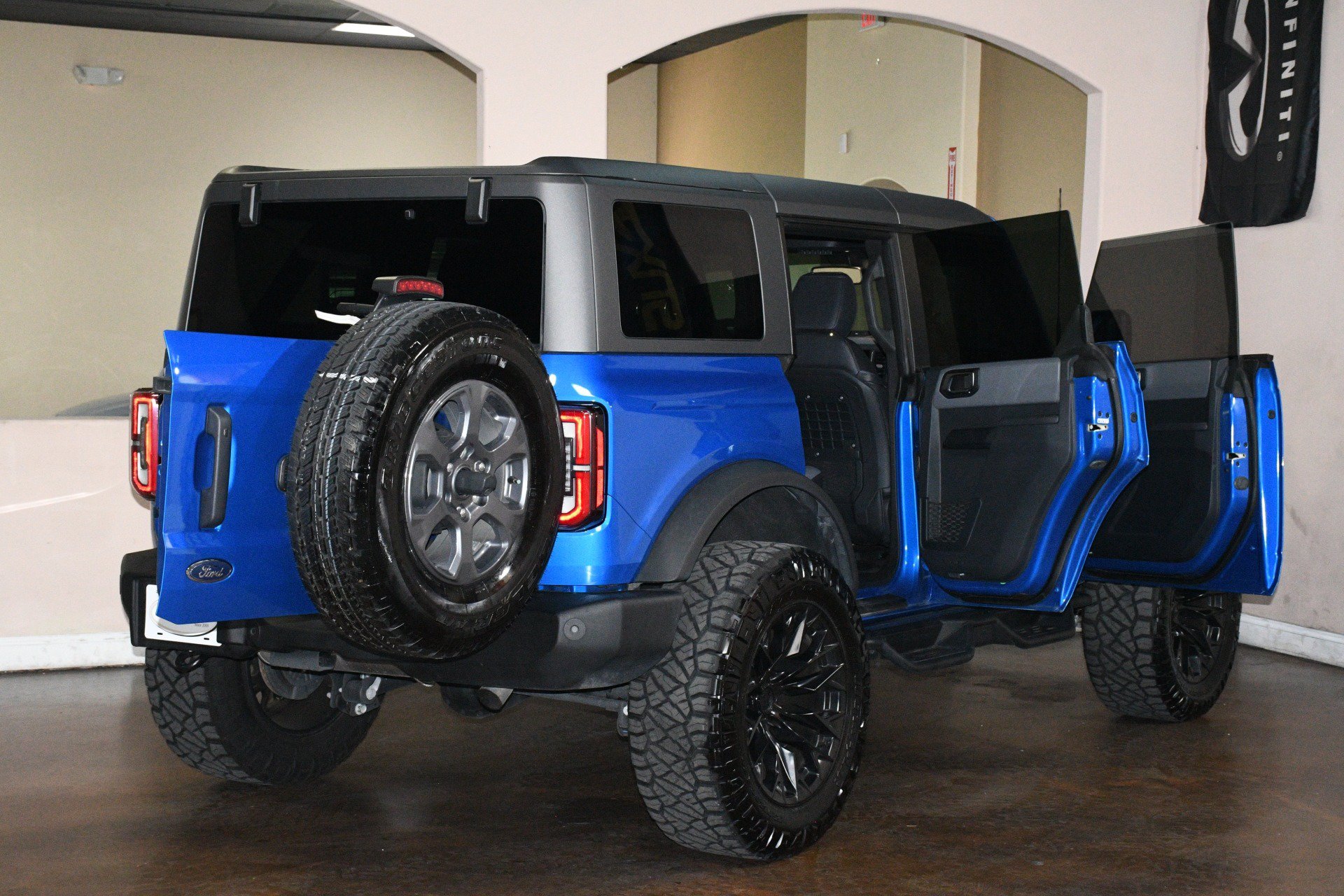 Used 2024 Ford Bronco Big Bend AWD/4WD image 91