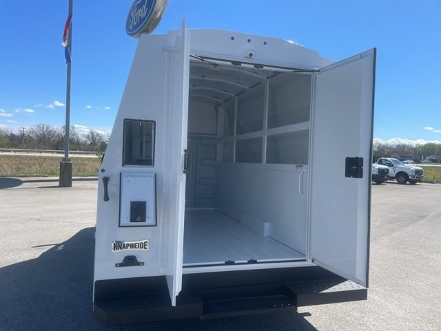 New 2027 Ford E-350 and Econoline 350 Super Duty w/ Power Equipment Group RWD image 12