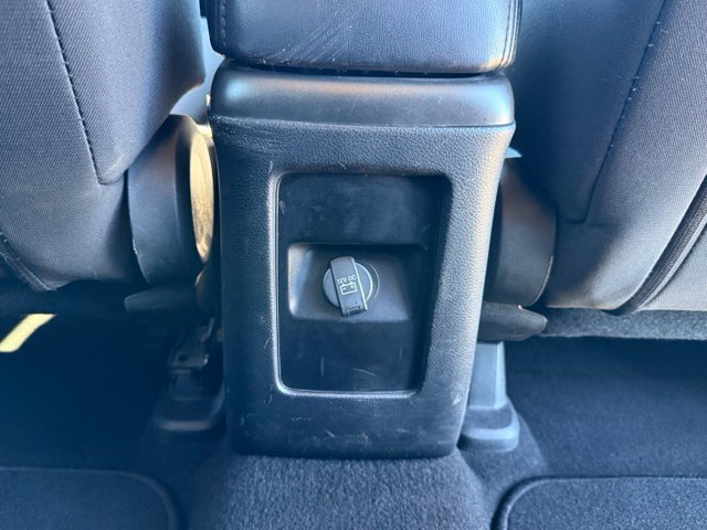 Used 2018 Dodge Journey SE w/ Connectivity Group FWD image 31