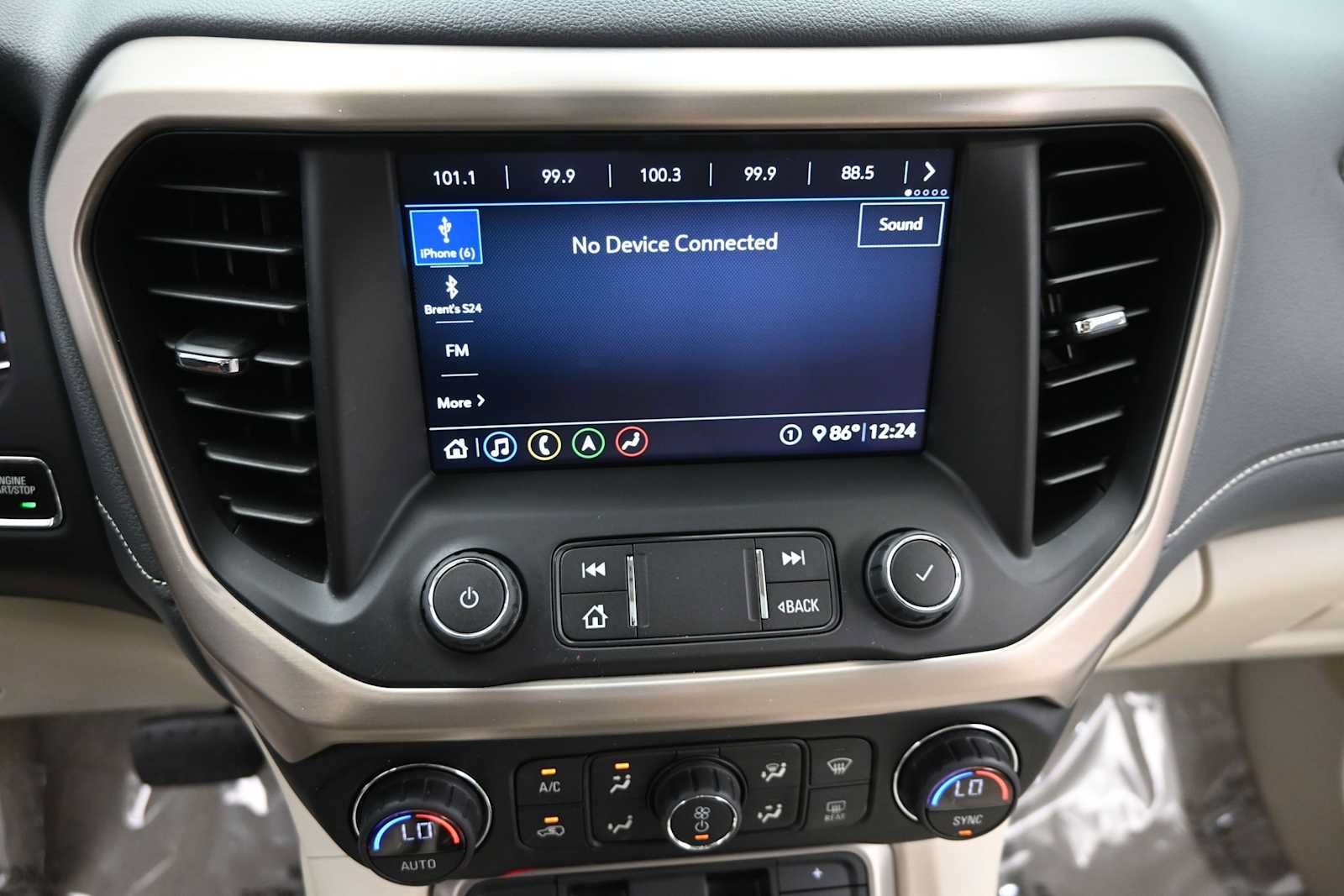 Used 2020 GMC Acadia Denali w/ LPO, Adventure Package AWD/4WD image 20