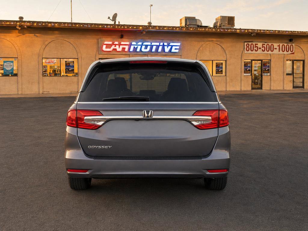 Used 2016 Honda Odyssey SE image 4