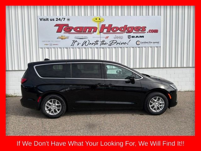 New 2027 Chrysler Pacifica Select