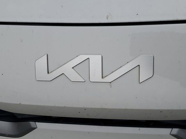 Used 2023 Kia Forte LXS w/ LXS Technology Package image 10