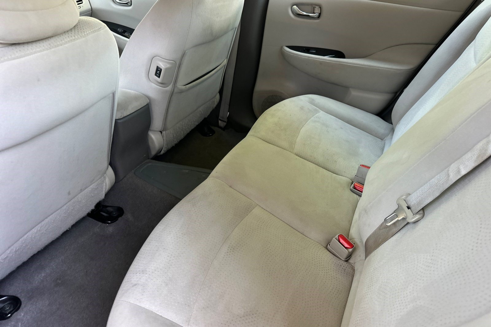 Used 2013 Nissan Leaf SV w/ LED & Quick Charge Pkg FWD image 23