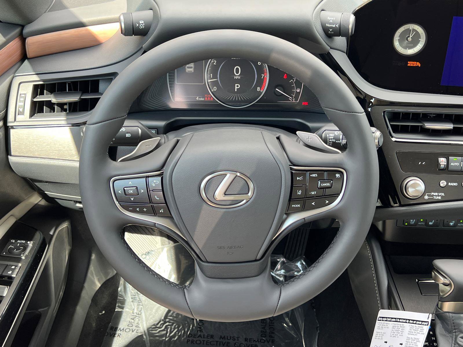 New 2025 Lexus ES 350 w/ Premium Package image 18