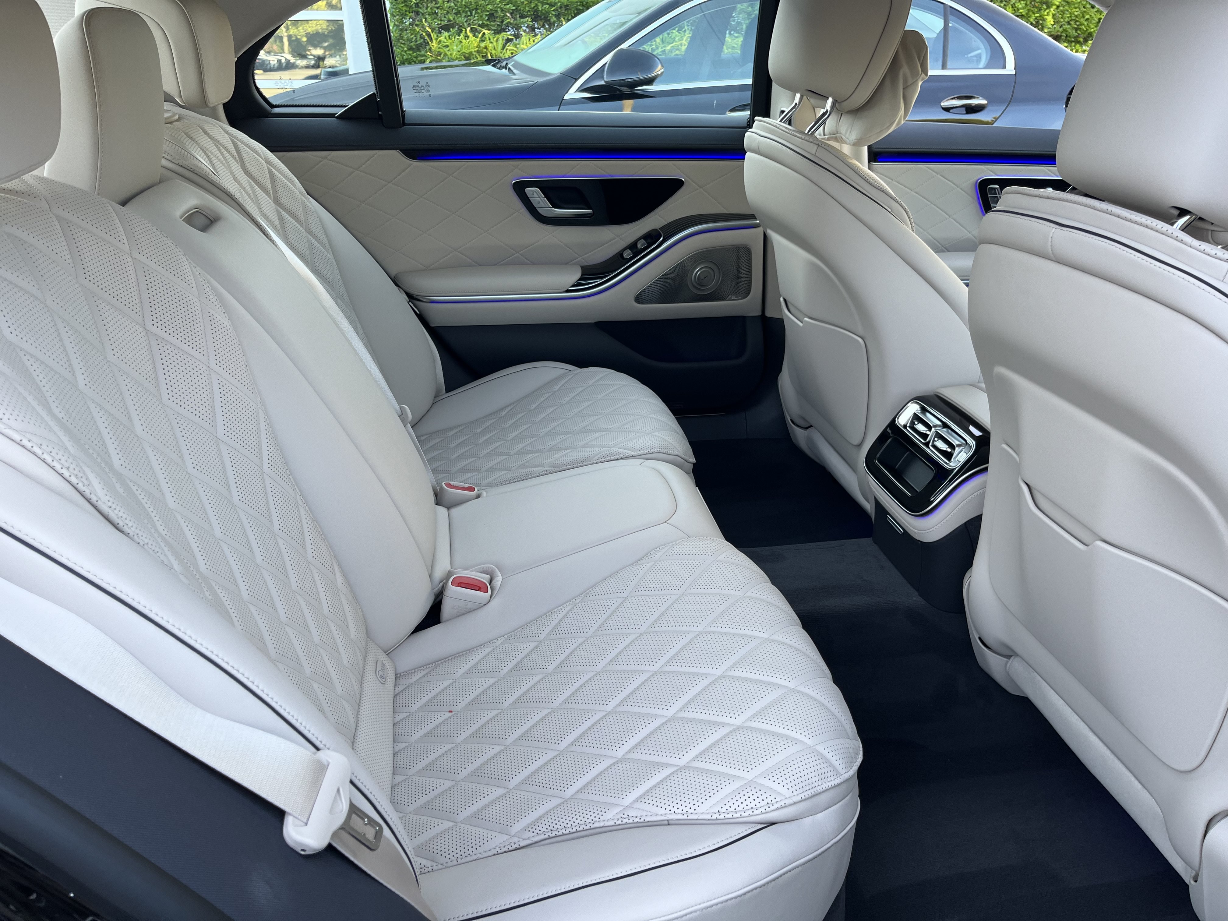 New 2026 Mercedes-Benz S 580e 4MATIC Sedan image 22