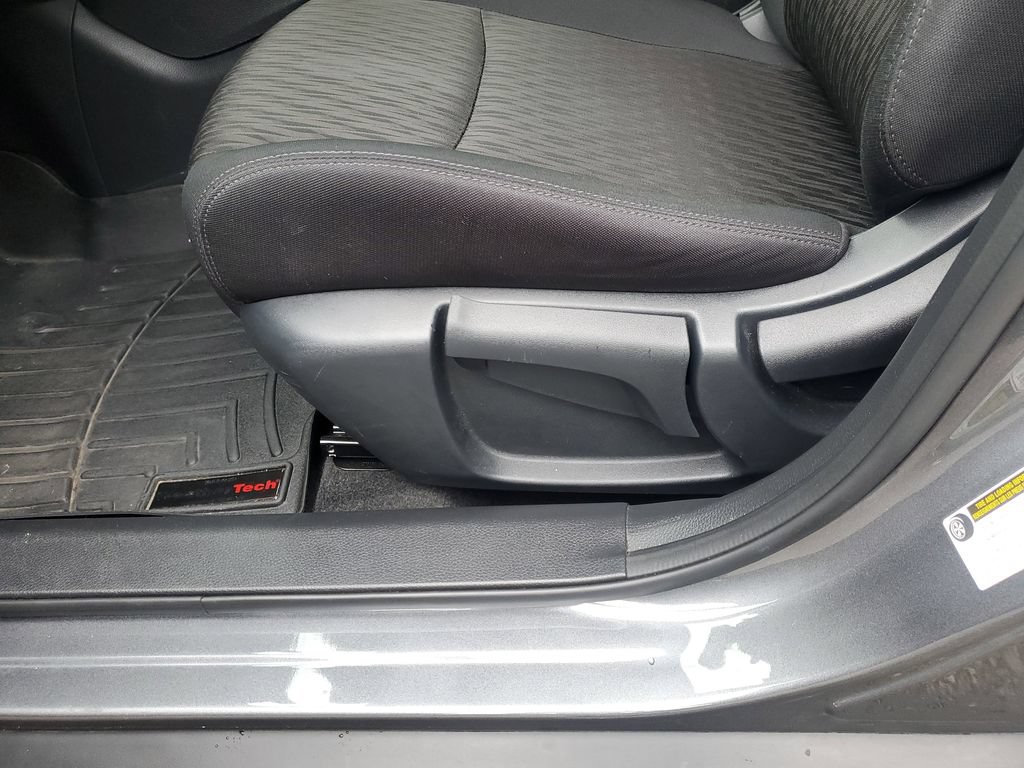 Certified 2020 Nissan Rogue S FWD image 17