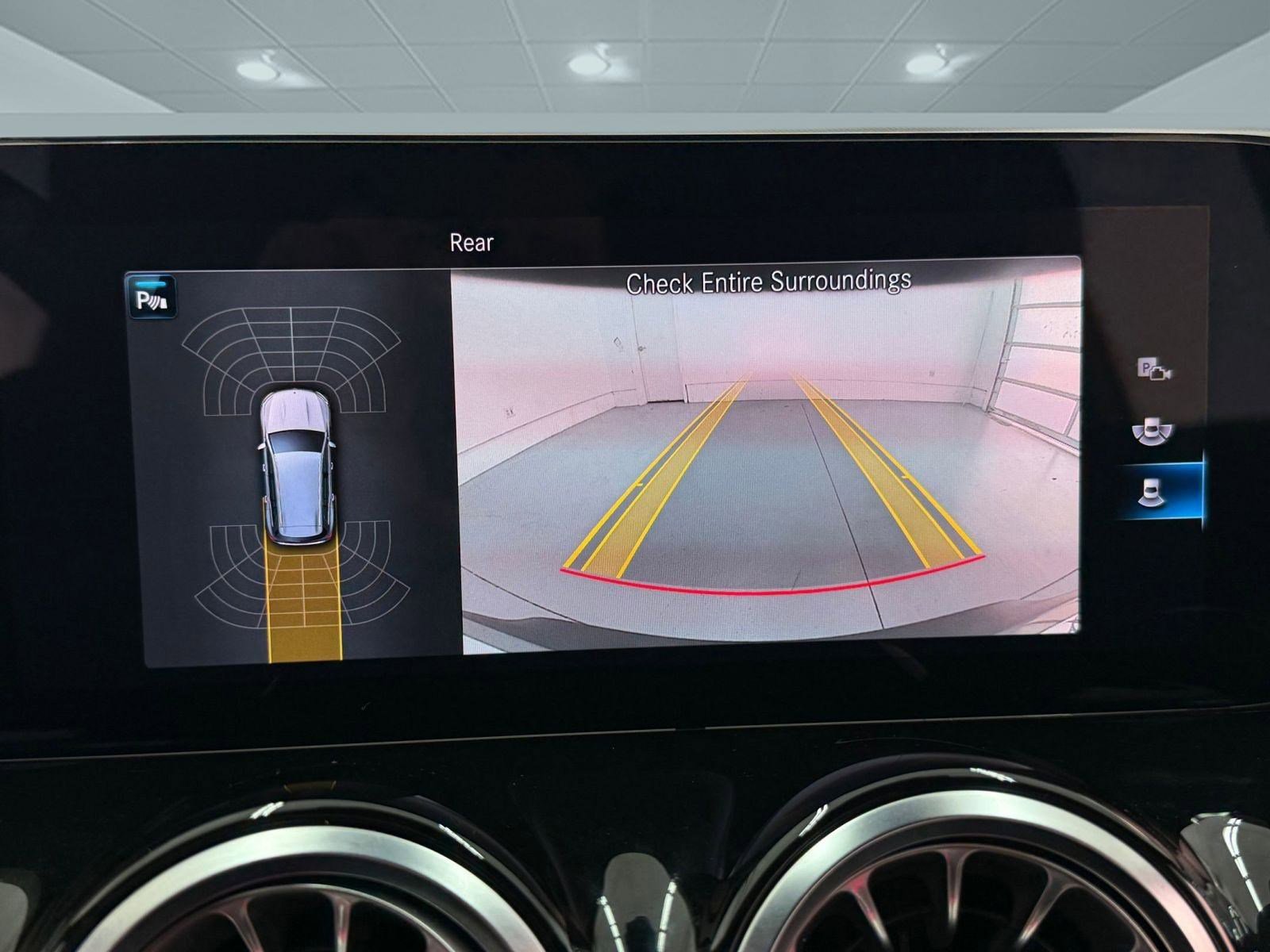 Used 2023 Mercedes-Benz EQB 250+ image 28