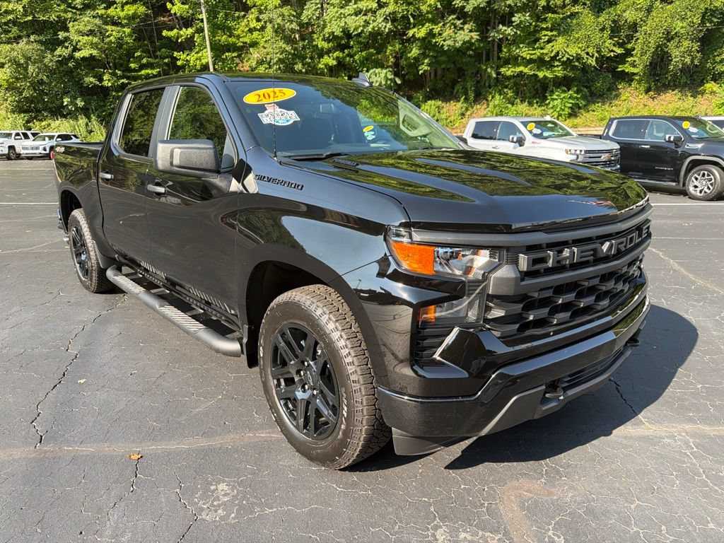 Certified 2025 Chevrolet Silverado 1500 Custom w/ Turbomax Blackout Package AWD/4WD image 5