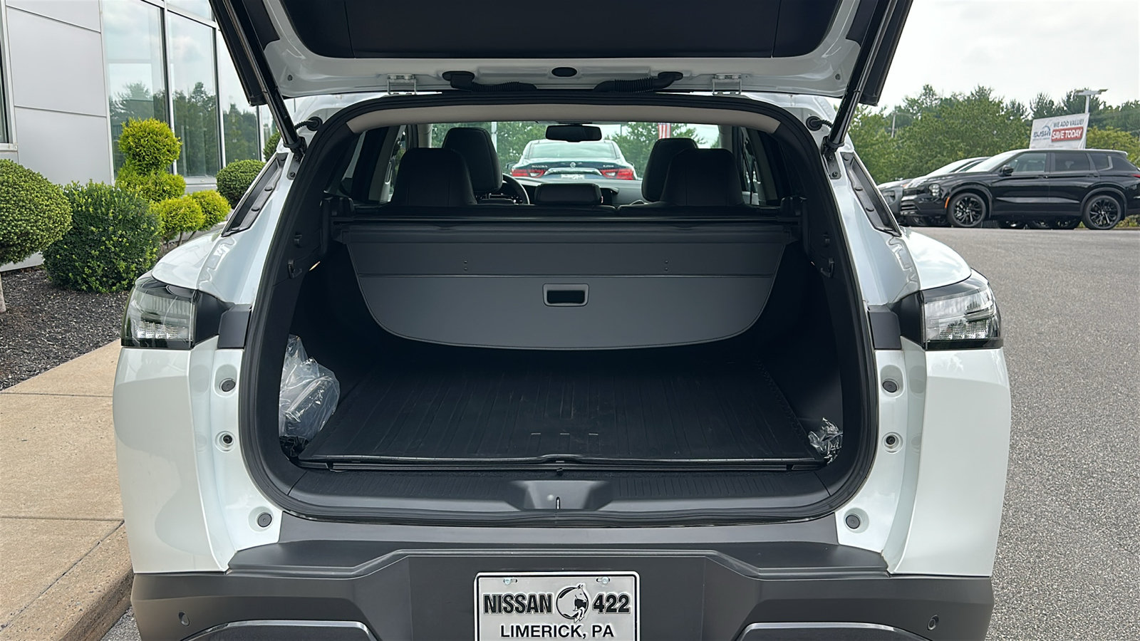 Certified 2025 Nissan Murano SL w/ Cargo Package AWD/4WD image 6
