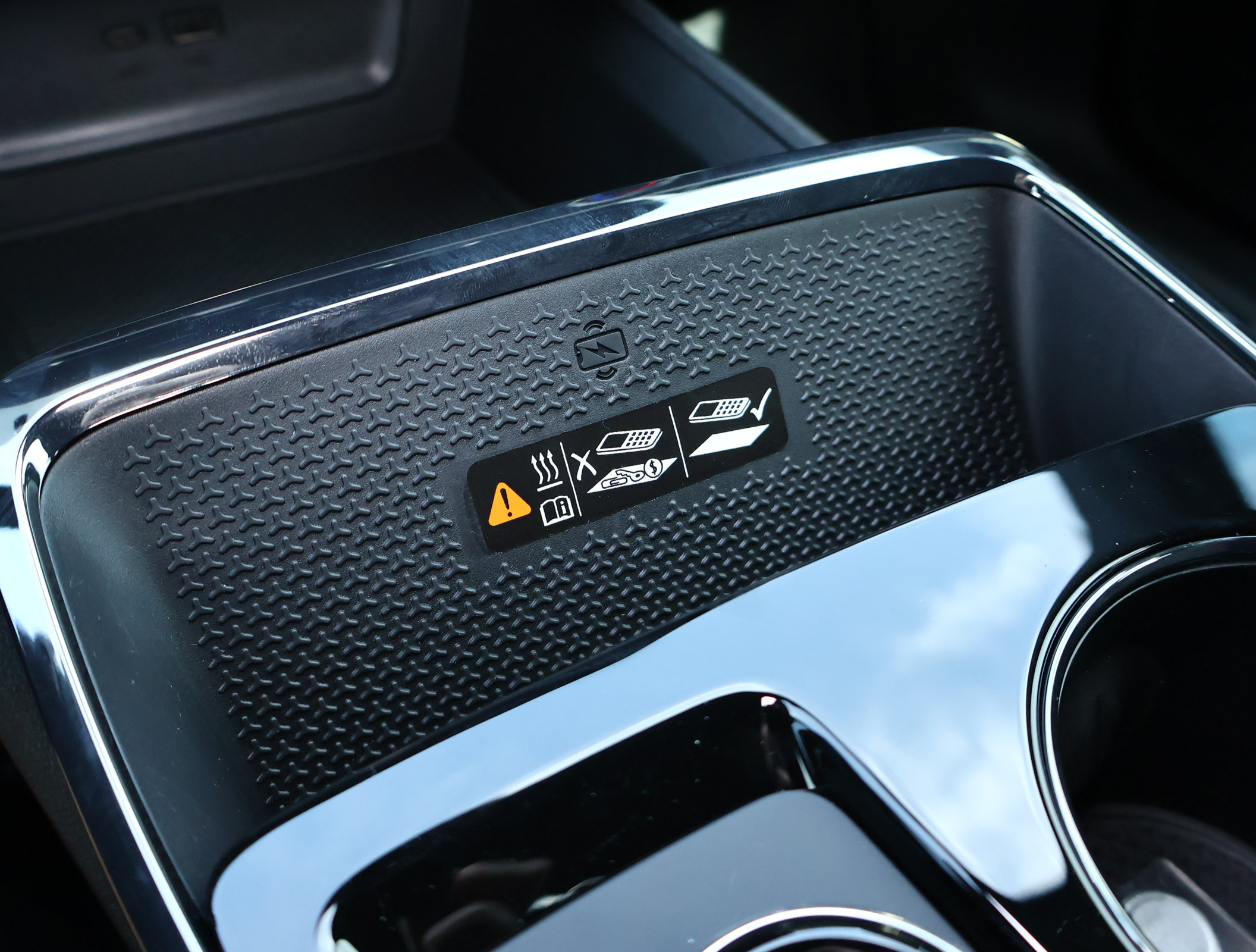 New 2027 Chevrolet Equinox RS w/ Safety and Technology Package FWD image 20