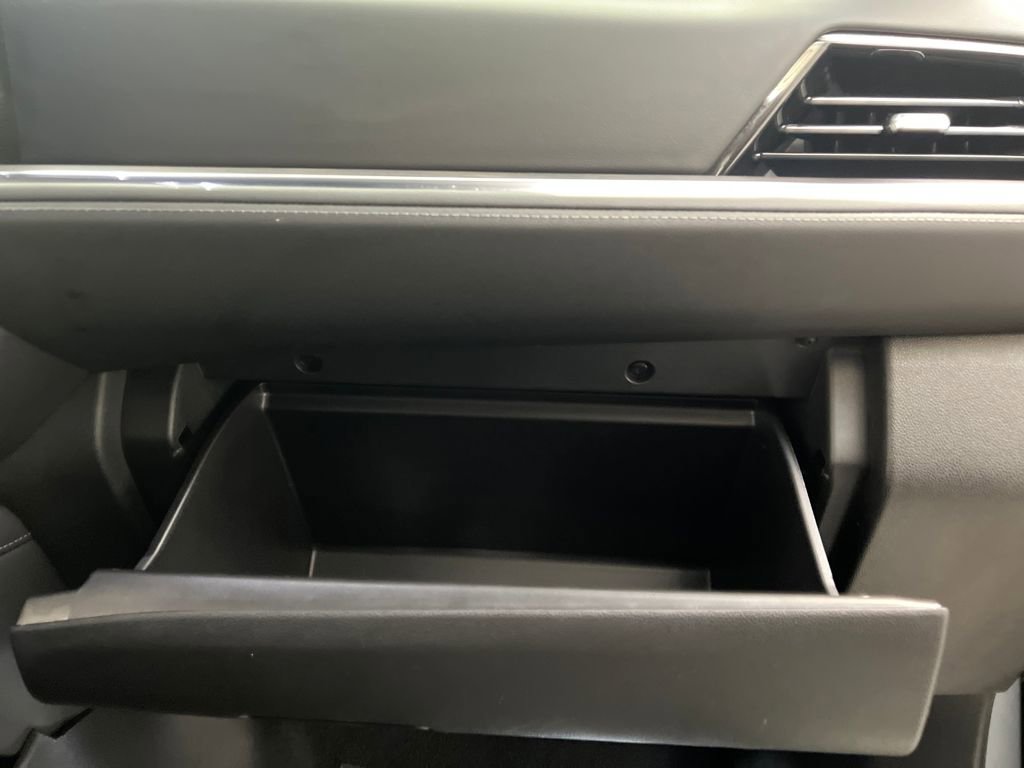 Used 2025 Chevrolet Tahoe Z71 image 27