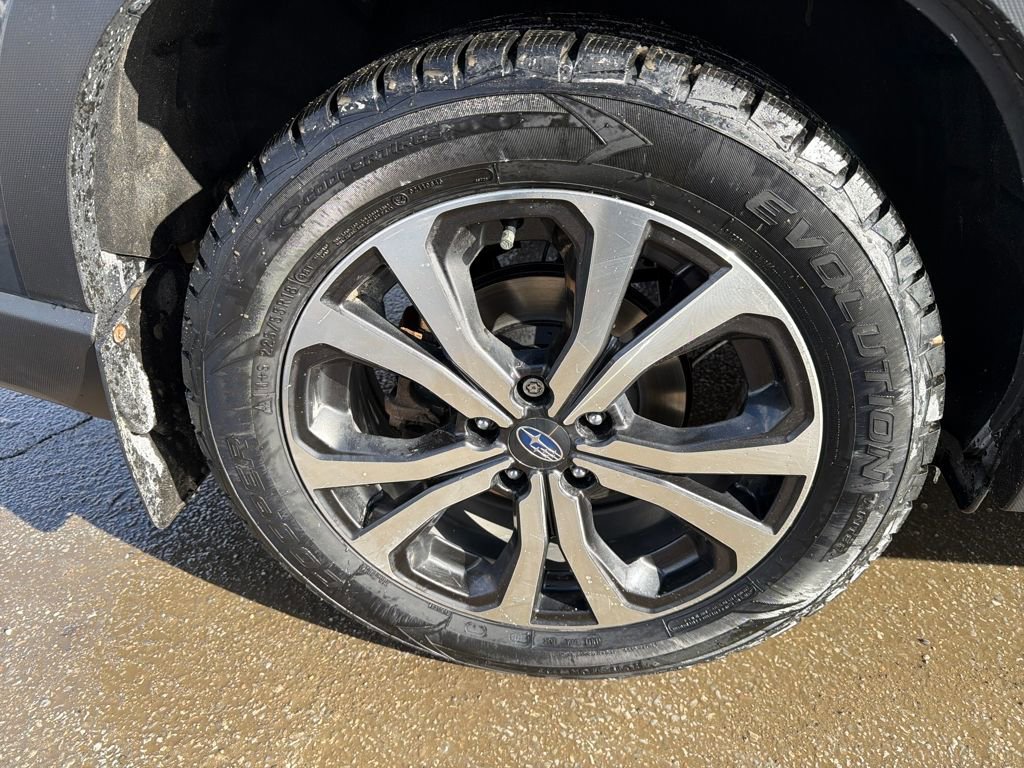 Certified 2022 Subaru Forester Limited image 17