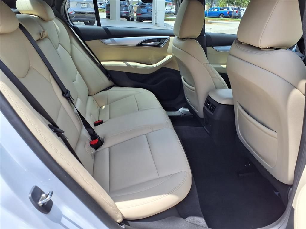 Used 2023 Cadillac CT5 Luxury RWD image 13