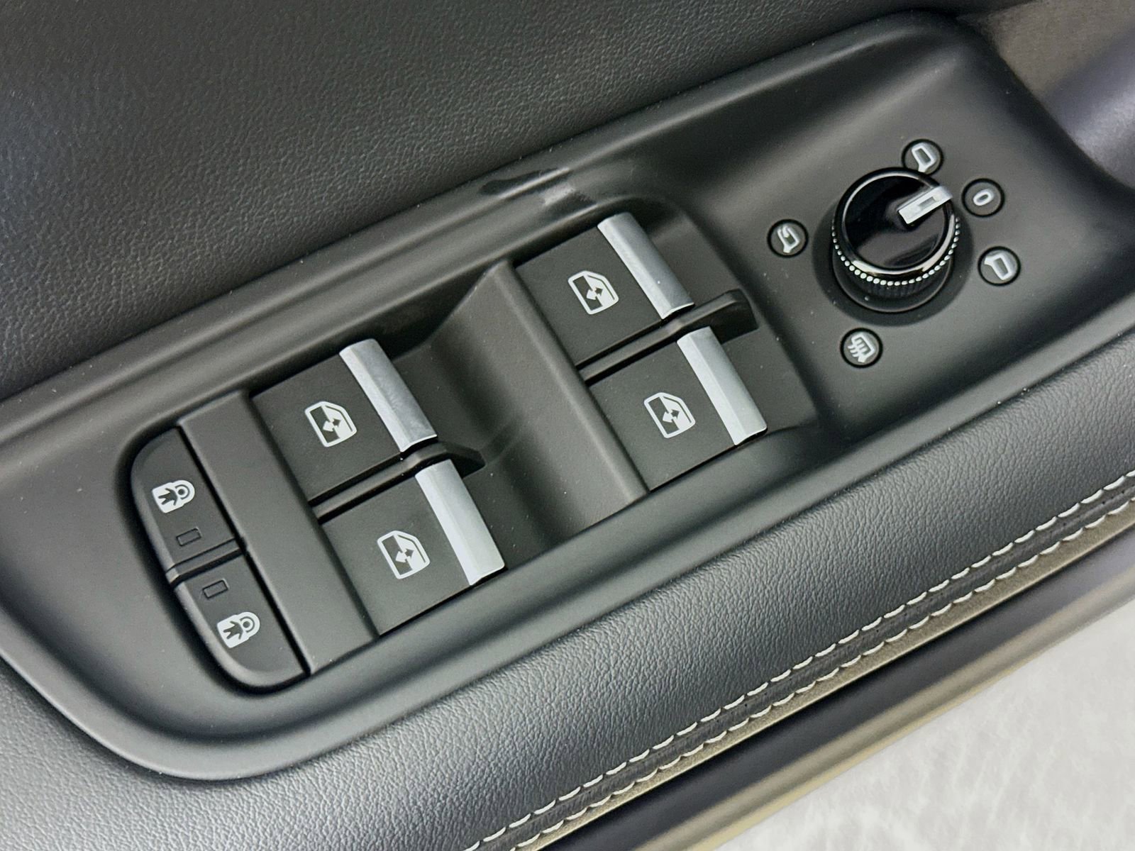 New 2026 Audi Q8 Premium Plus AWD/4WD image 18