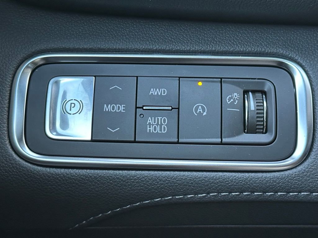 New 2026 Buick Enclave Preferred w/ Power Package AWD/4WD image 32