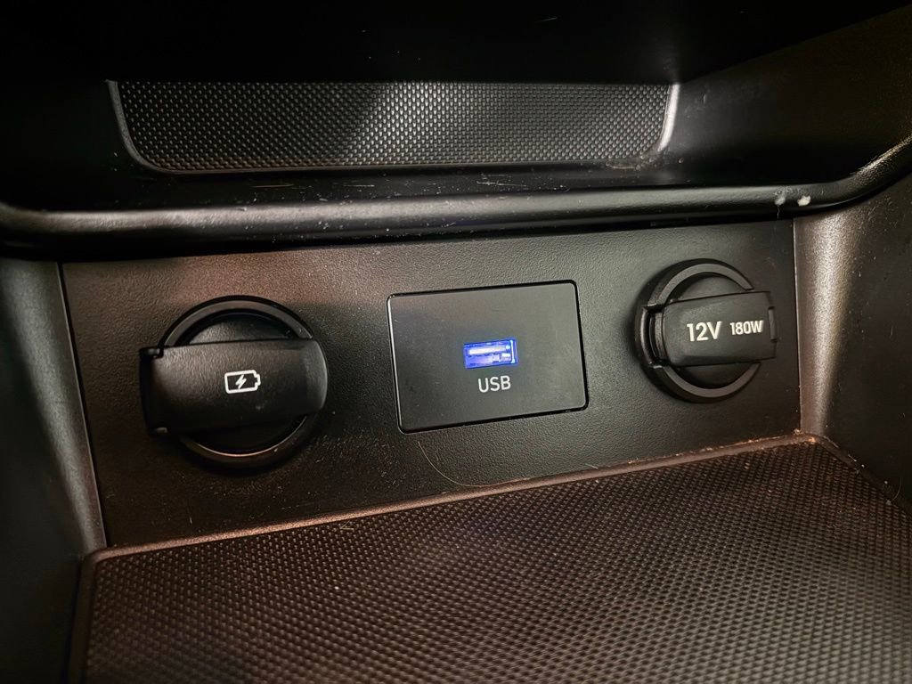 Used 2023 Hyundai Kona SEL image 30